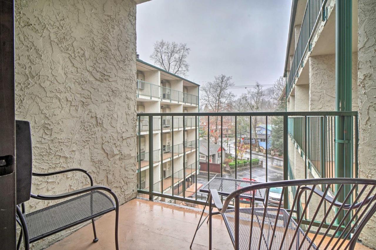 Cozy Downtown Gatlinburg Condo With Pool Access Exterior foto